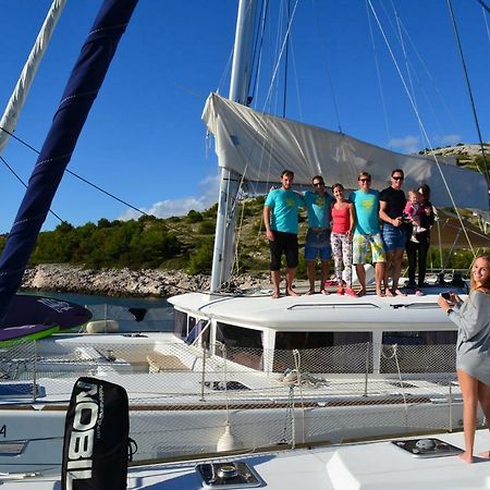 Luxury Catamaran Lagoon 42, Ac & Gn Σπλιτ Εξωτερικό φωτογραφία