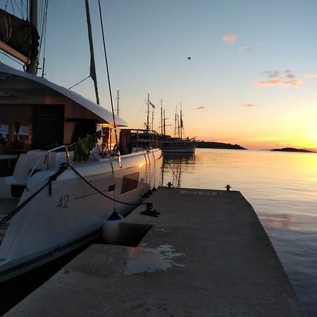 Luxury Catamaran Lagoon 42, Ac & Gn Σπλιτ Εξωτερικό φωτογραφία