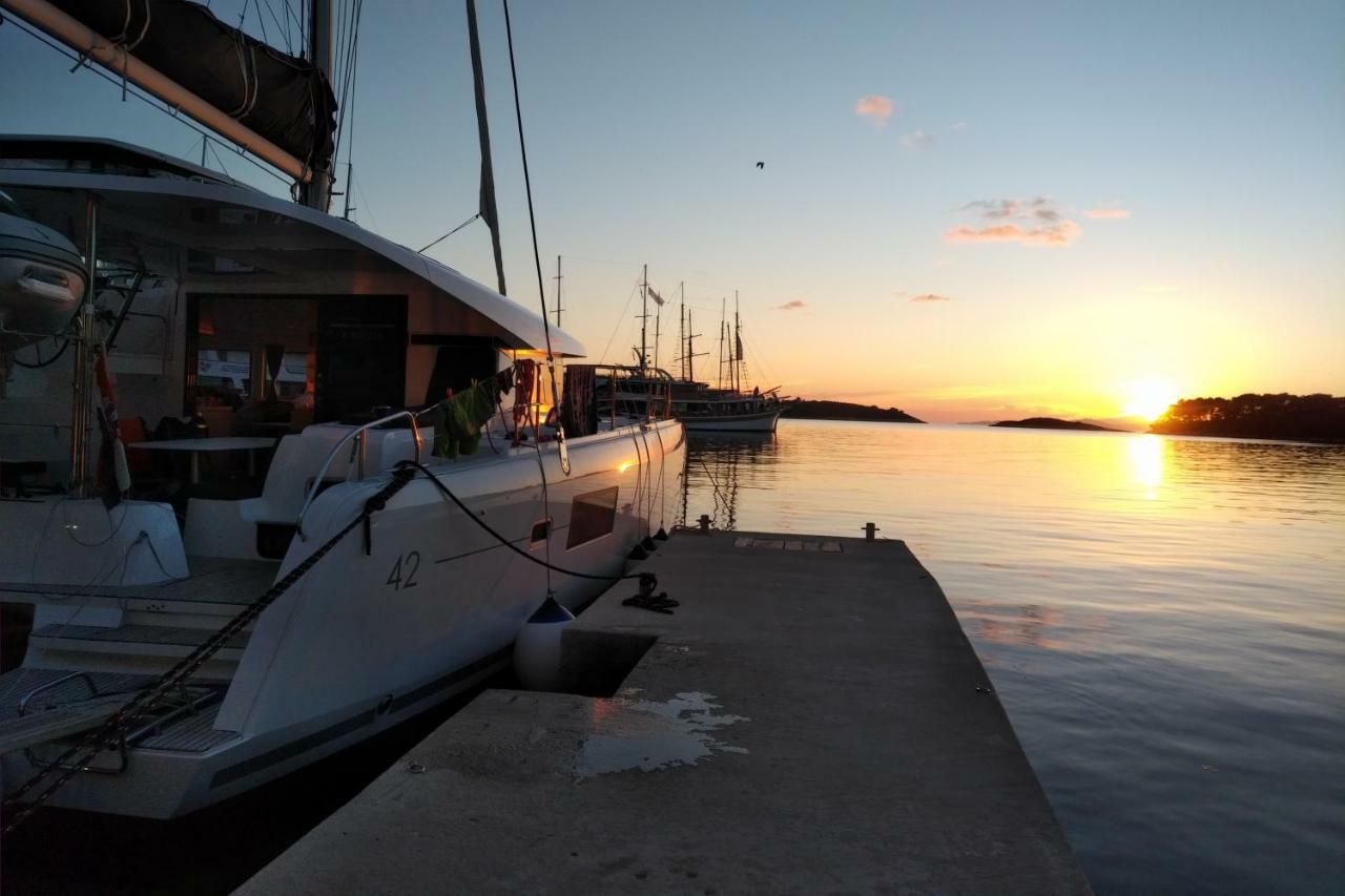 Luxury Catamaran Lagoon 42, Ac & Gn Σπλιτ Εξωτερικό φωτογραφία